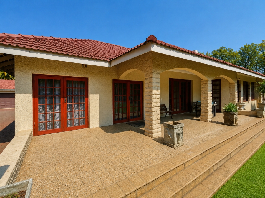 4 Bedroom Property for Sale in Three Rivers Gauteng