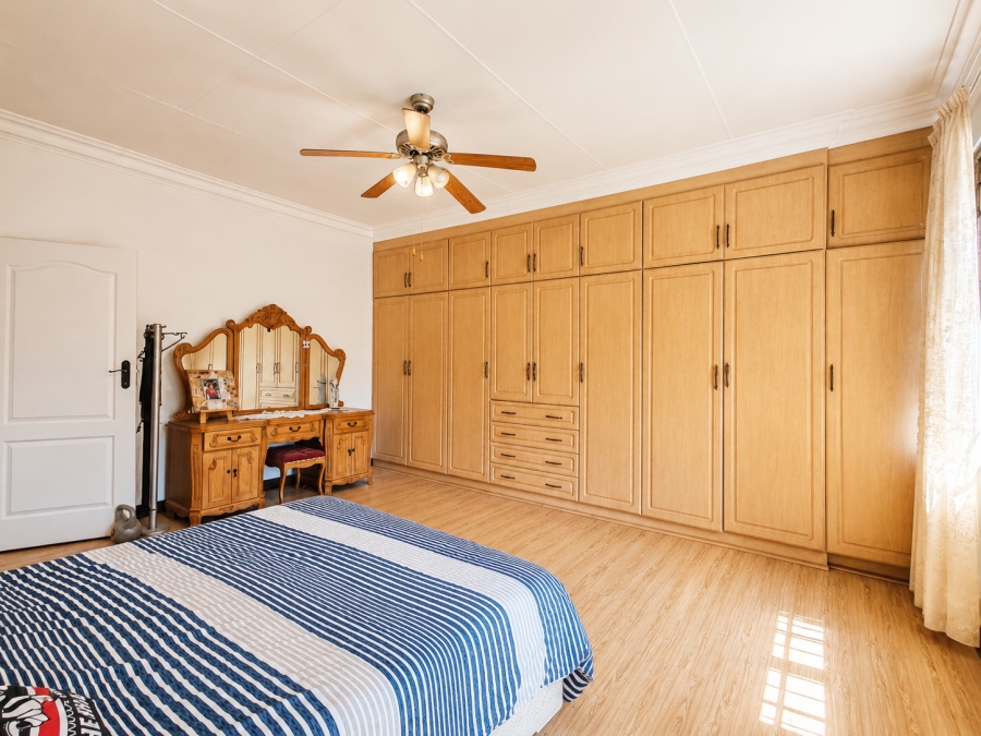 4 Bedroom Property for Sale in Three Rivers Gauteng