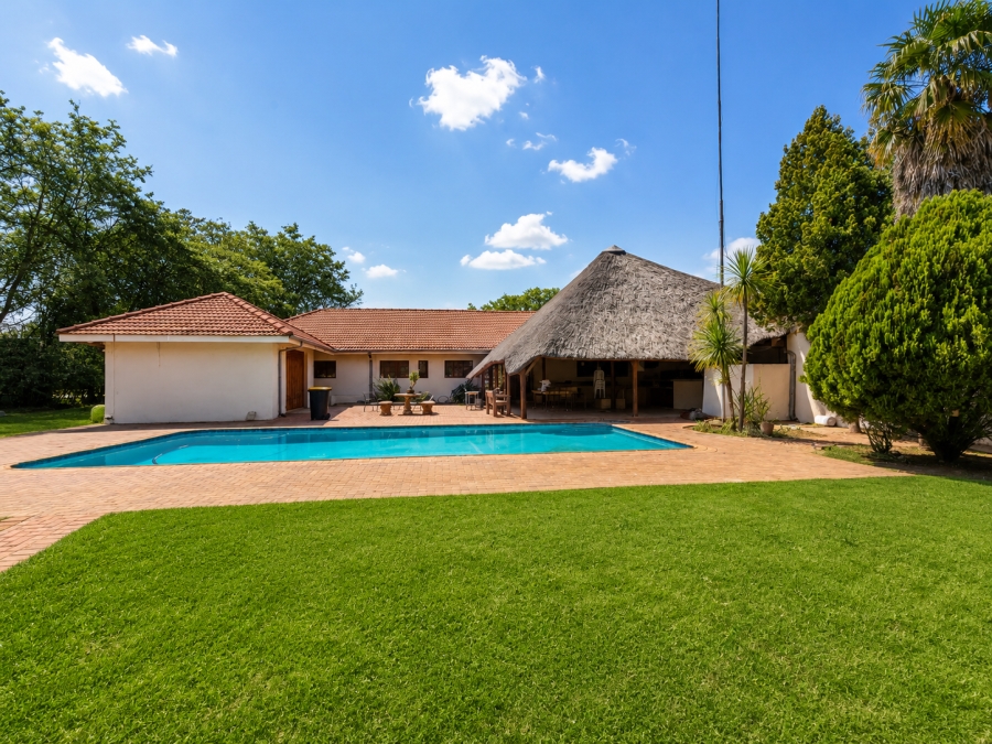 4 Bedroom Property for Sale in Three Rivers Gauteng