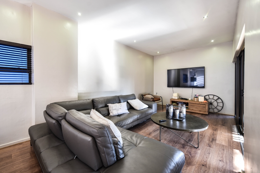 4 Bedroom Property for Sale in Silverwoods Country Estate Gauteng
