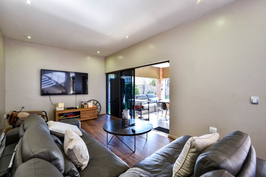 4 Bedroom Property for Sale in Silverwoods Country Estate Gauteng