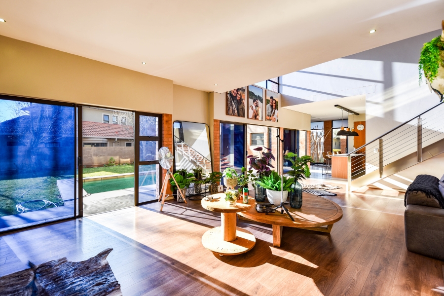 4 Bedroom Property for Sale in Silverwoods Country Estate Gauteng