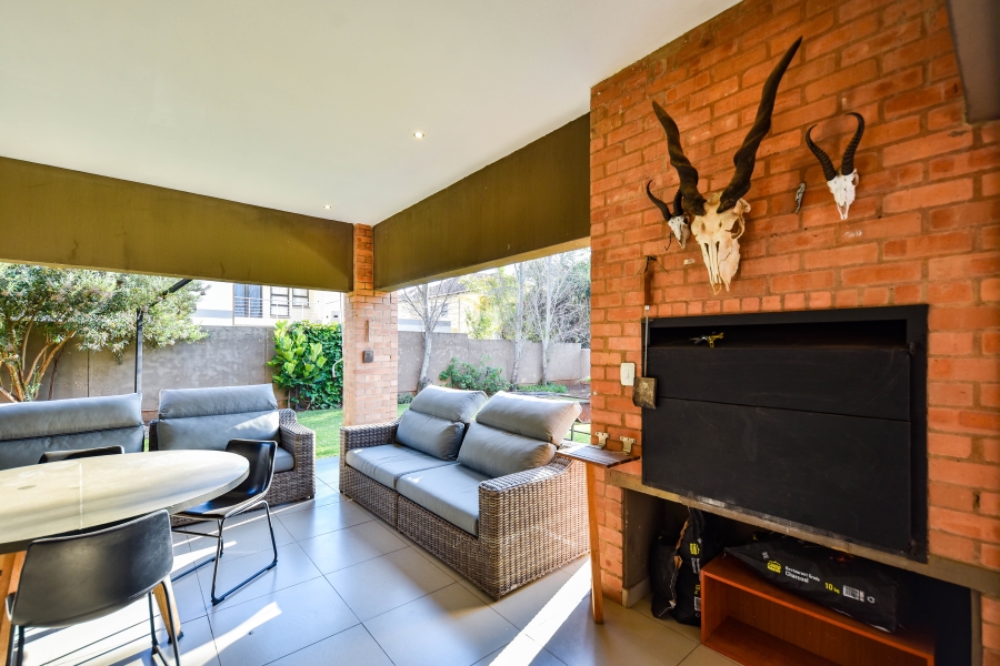 4 Bedroom Property for Sale in Silverwoods Country Estate Gauteng