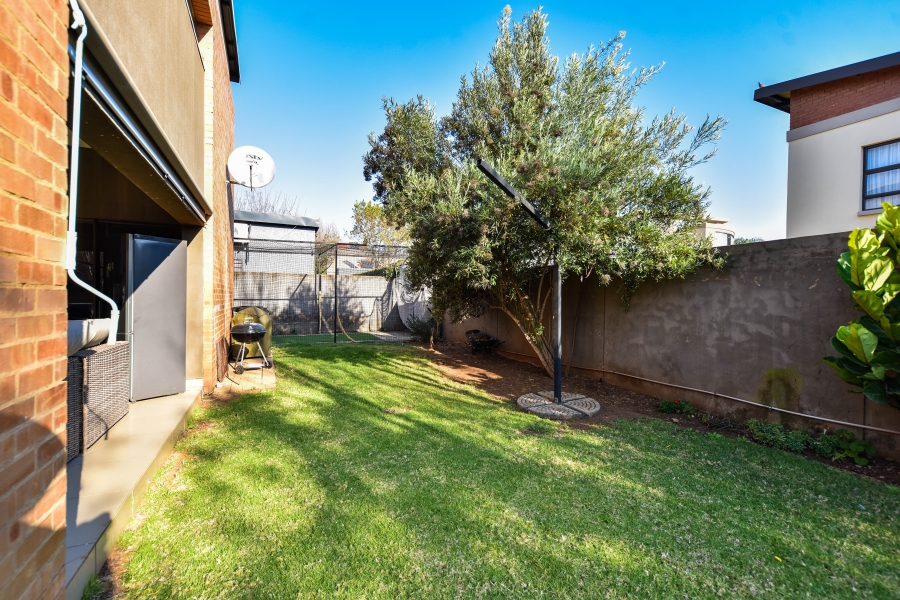 4 Bedroom Property for Sale in Silverwoods Country Estate Gauteng