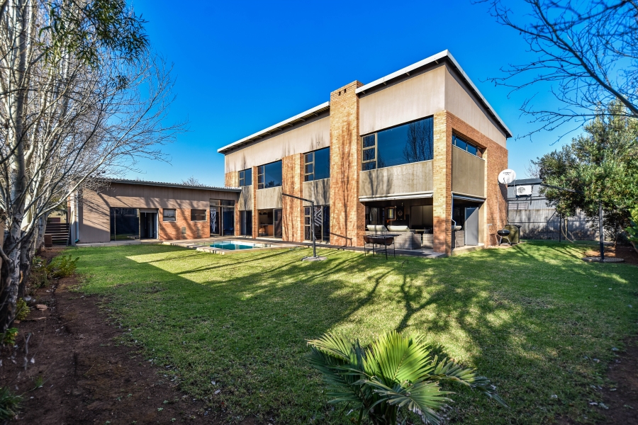 4 Bedroom Property for Sale in Silverwoods Country Estate Gauteng