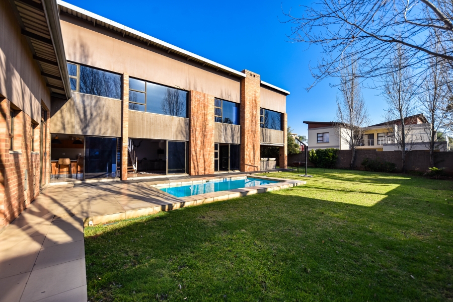 4 Bedroom Property for Sale in Silverwoods Country Estate Gauteng