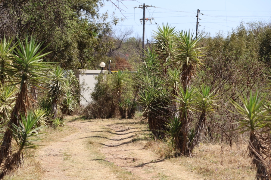 5 Bedroom Property for Sale in Kameelfontein Gauteng