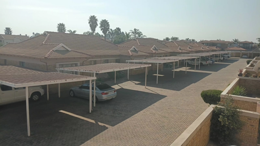 2 Bedroom Property for Sale in Sonneveld Gauteng
