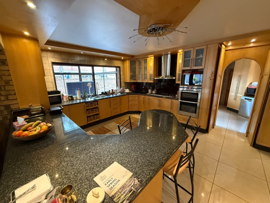 6 Bedroom Property for Sale in Sunward Park Gauteng