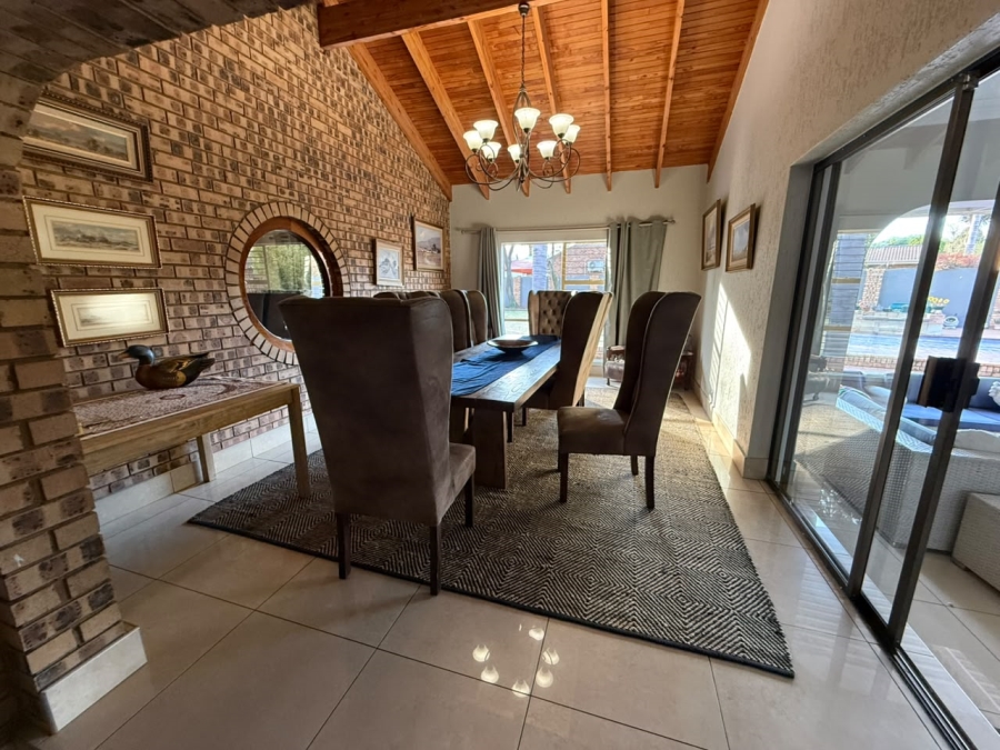 6 Bedroom Property for Sale in Sunward Park Gauteng