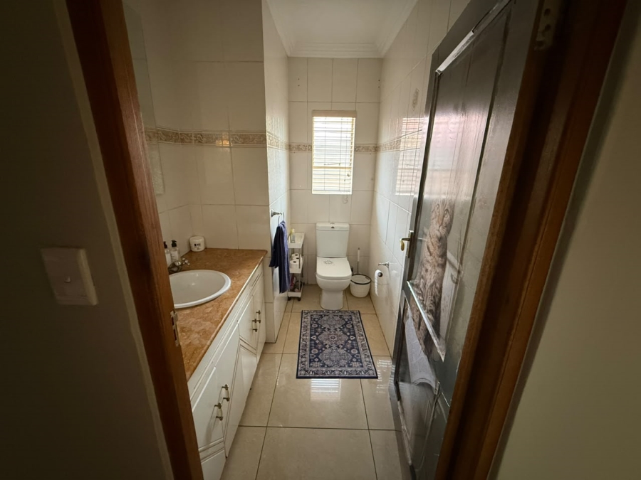 6 Bedroom Property for Sale in Sunward Park Gauteng