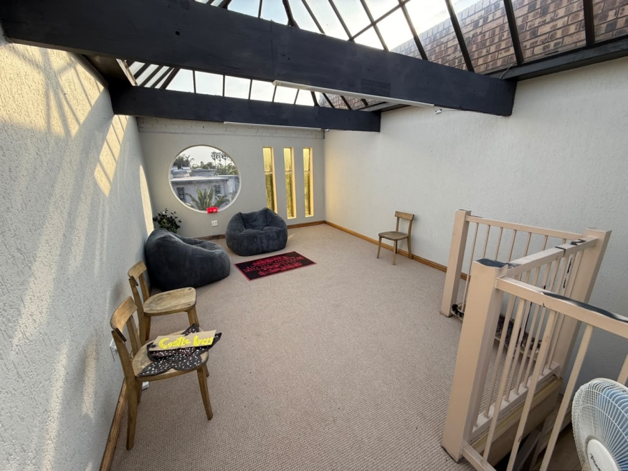 6 Bedroom Property for Sale in Sunward Park Gauteng