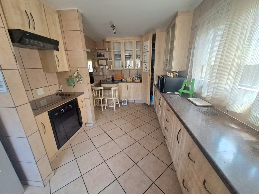 To Let 3 Bedroom Property for Rent in Arcon Park Gauteng