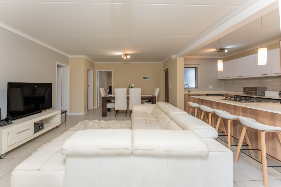 3 Bedroom Property for Sale in Modderfontein Gauteng