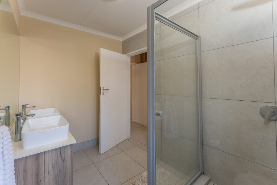 3 Bedroom Property for Sale in Modderfontein Gauteng