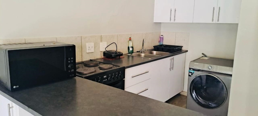 2 Bedroom Property for Sale in Eldorette Gauteng