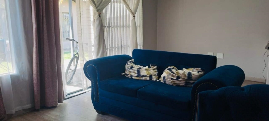 2 Bedroom Property for Sale in Eldorette Gauteng