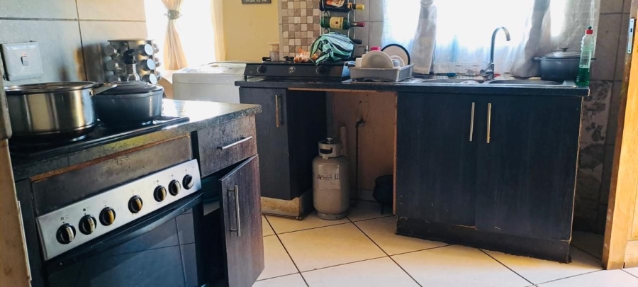 3 Bedroom Property for Sale in Kirkney Gauteng