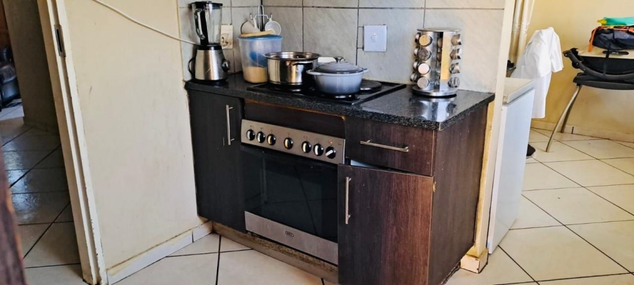 3 Bedroom Property for Sale in Kirkney Gauteng