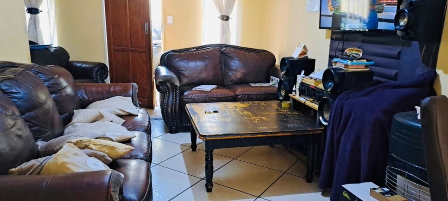 3 Bedroom Property for Sale in Kirkney Gauteng