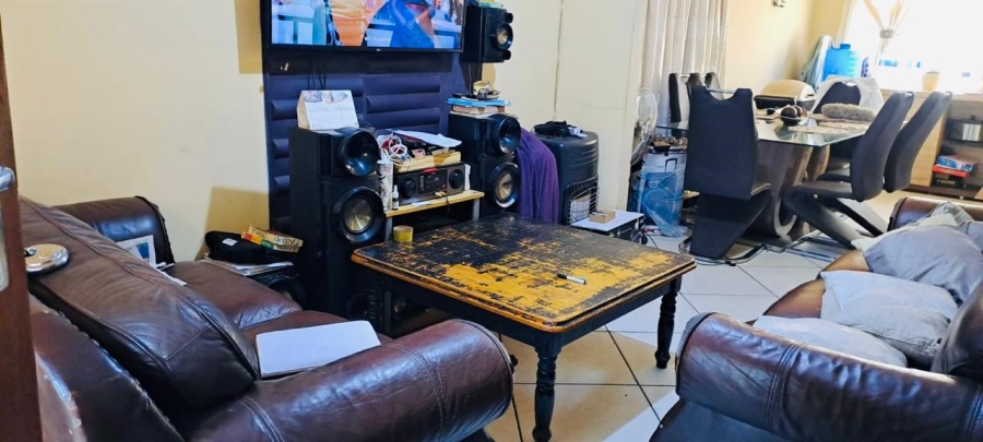 3 Bedroom Property for Sale in Kirkney Gauteng