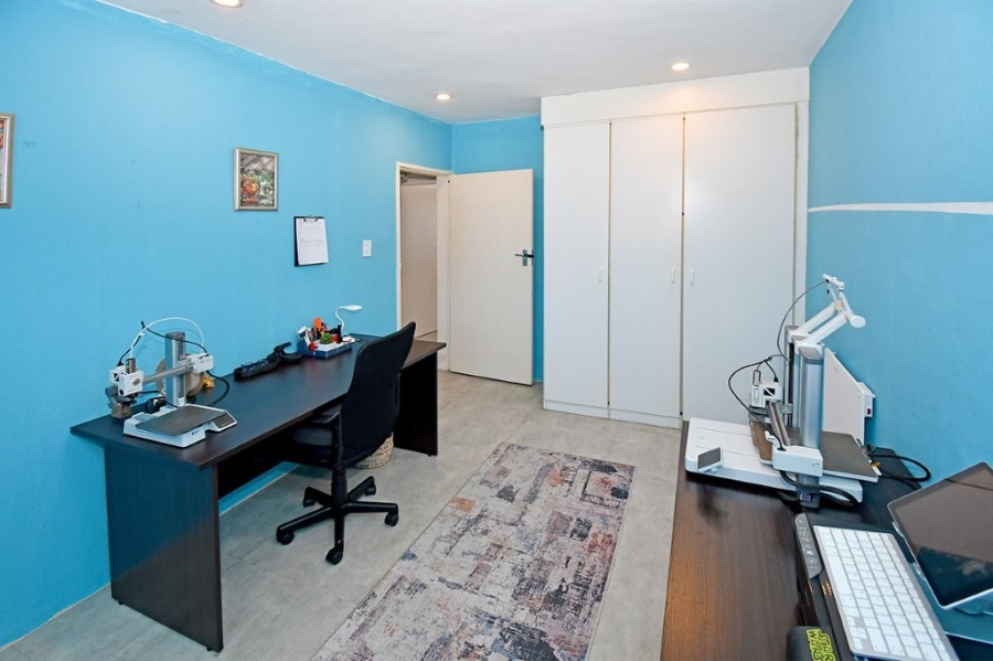 2 Bedroom Property for Sale in Northcliff Gauteng