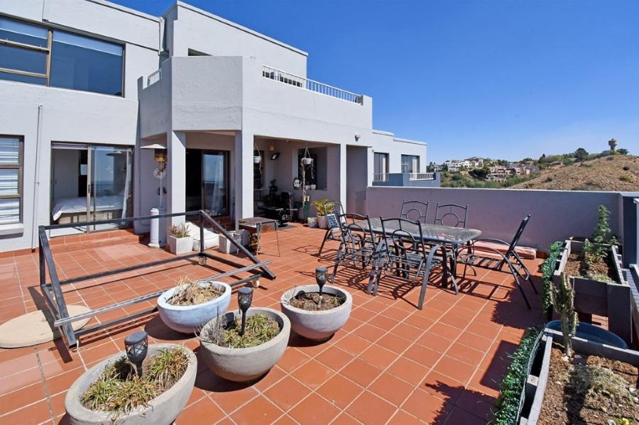 2 Bedroom Property for Sale in Northcliff Gauteng