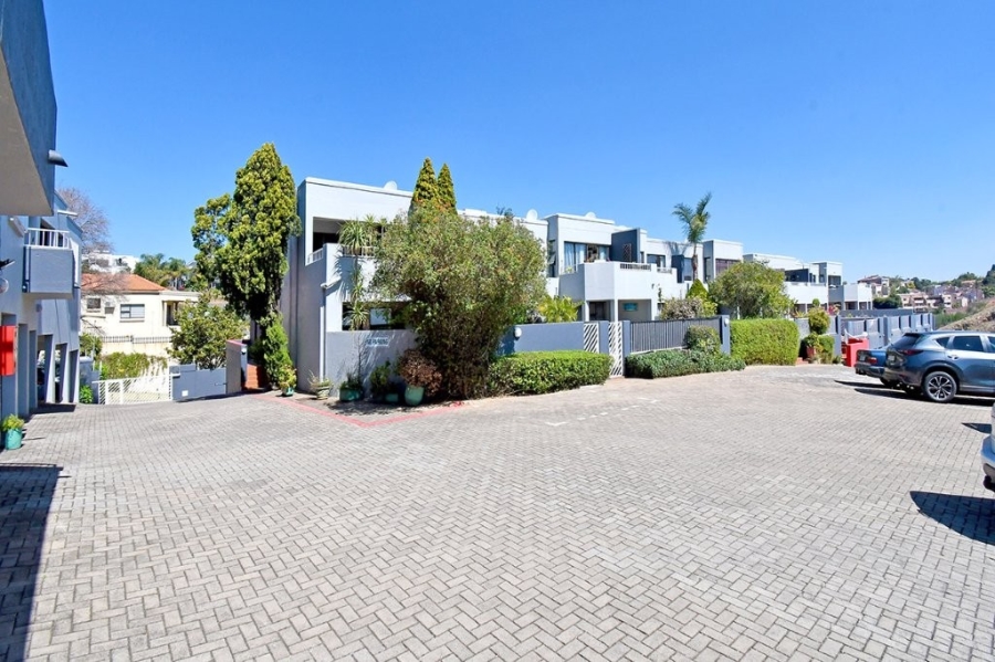 2 Bedroom Property for Sale in Northcliff Gauteng