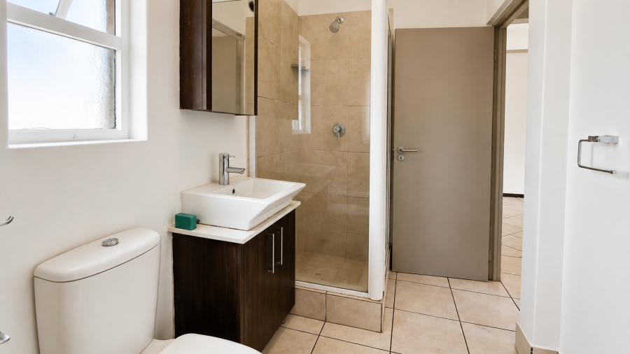 1 Bedroom Property for Sale in Lonehill Gauteng
