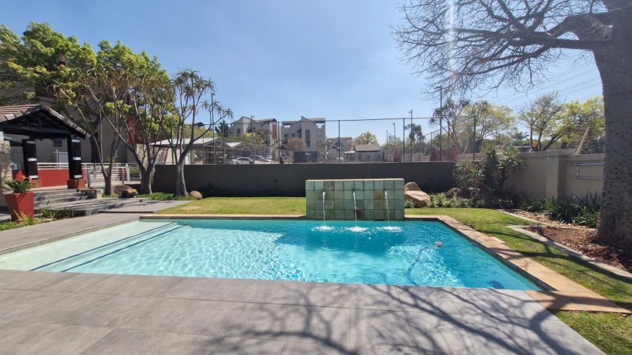 1 Bedroom Property for Sale in Lonehill Gauteng