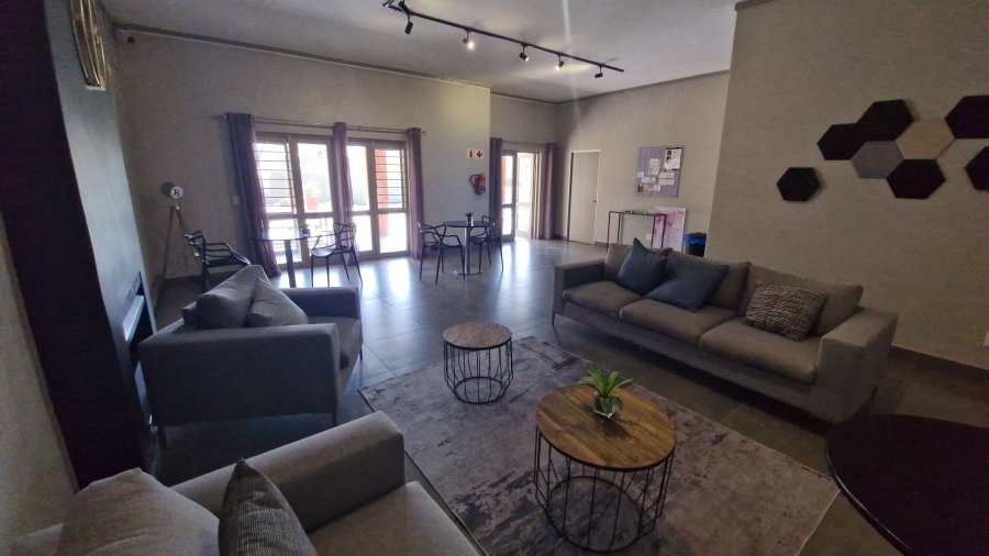 1 Bedroom Property for Sale in Lonehill Gauteng