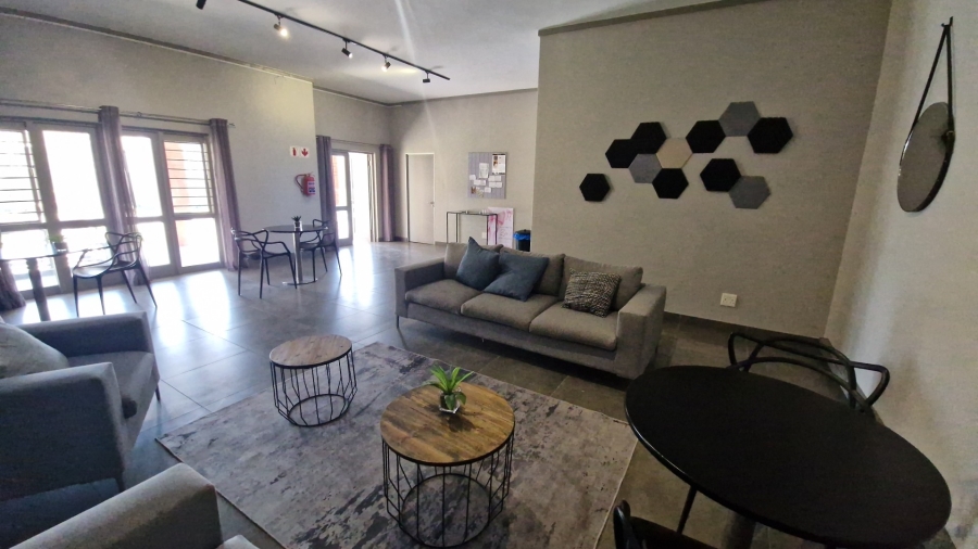 1 Bedroom Property for Sale in Lonehill Gauteng