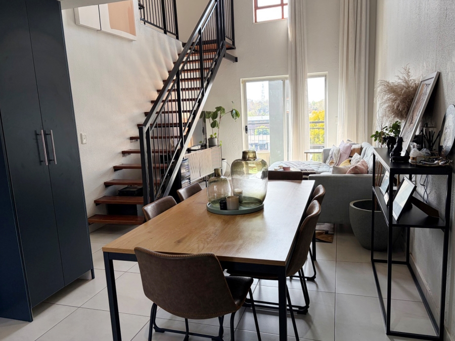 2 Bedroom Property for Sale in Linden Gauteng