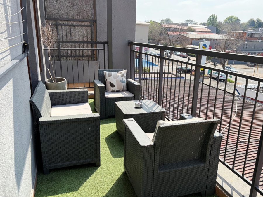 2 Bedroom Property for Sale in Linden Gauteng