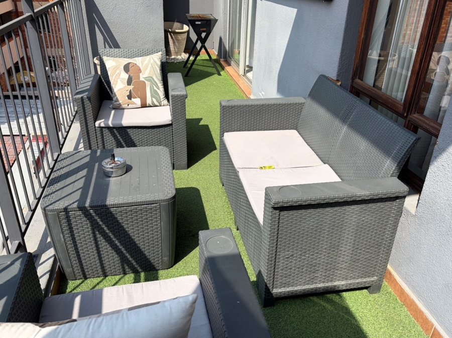 2 Bedroom Property for Sale in Linden Gauteng