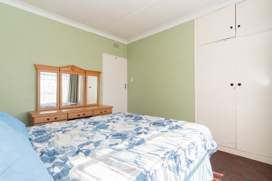 4 Bedroom Property for Sale in Buurendal Gauteng