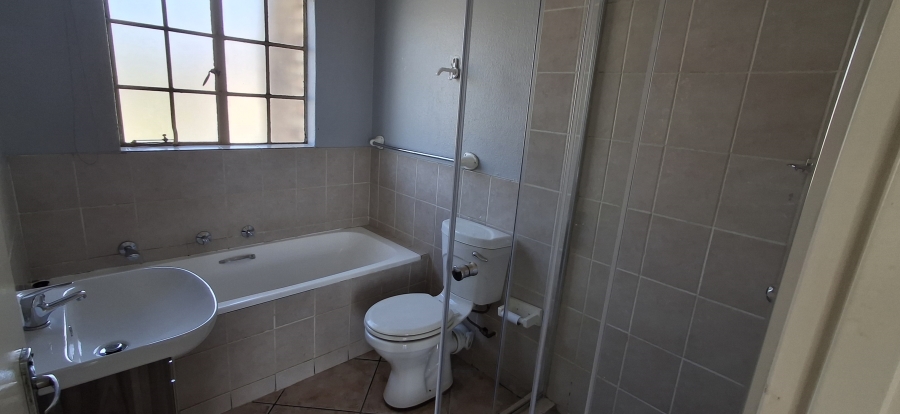 2 Bedroom Property for Sale in Northgate Gauteng