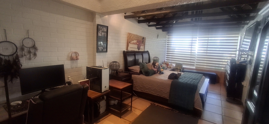 3 Bedroom Property for Sale in Northcliff Gauteng