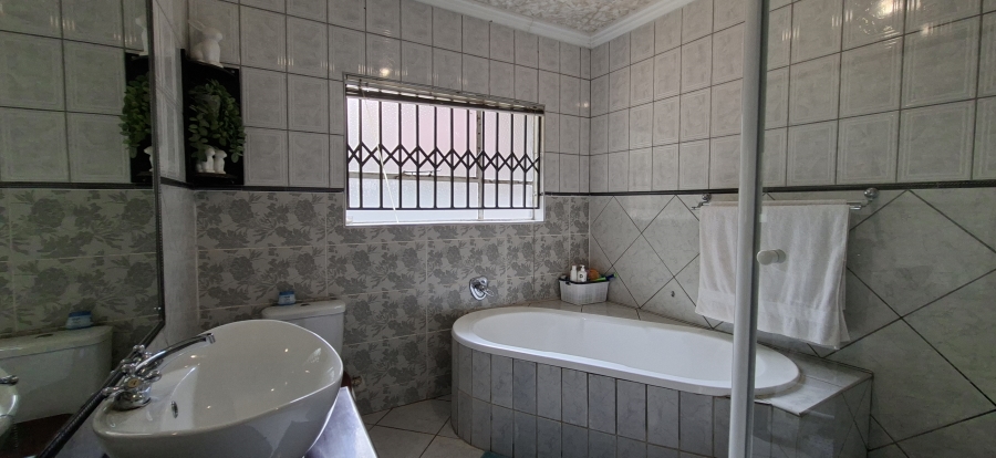 3 Bedroom Property for Sale in Culemborg Park Gauteng