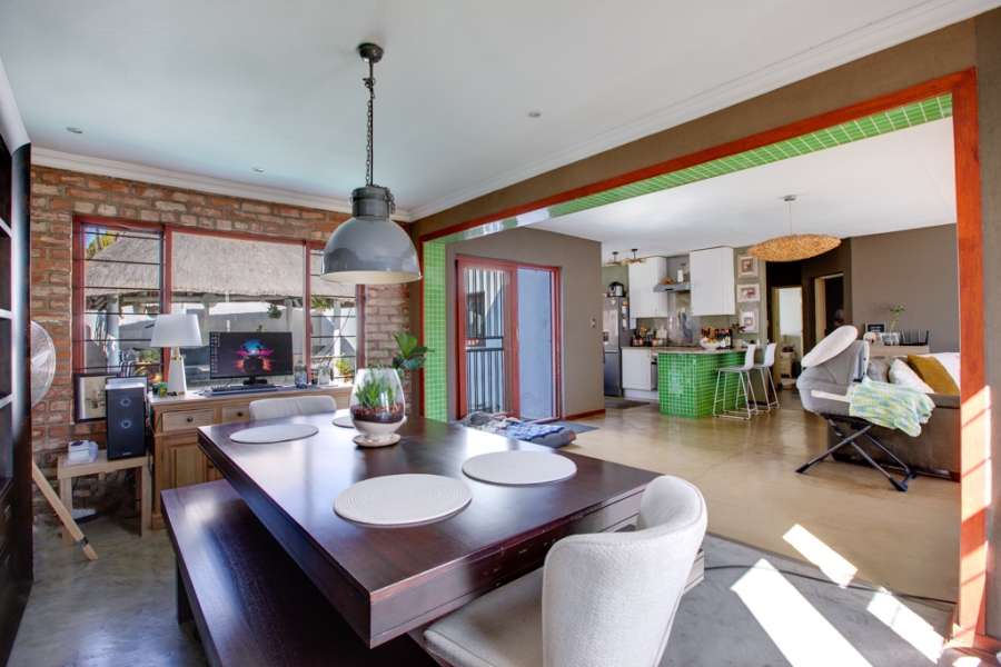 2 Bedroom Property for Sale in Northwold Gauteng