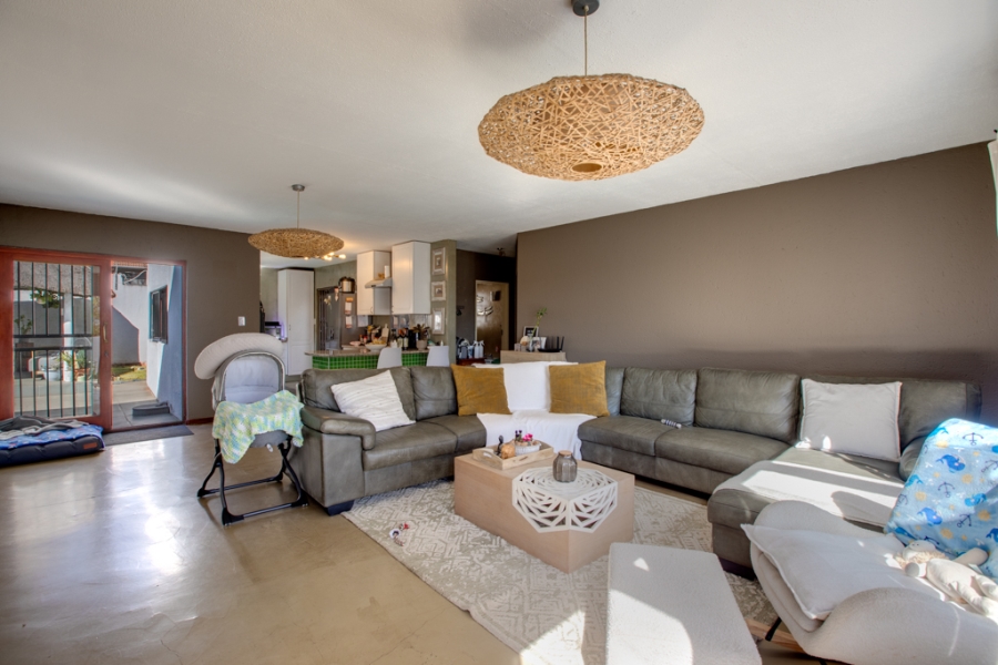 2 Bedroom Property for Sale in Northwold Gauteng