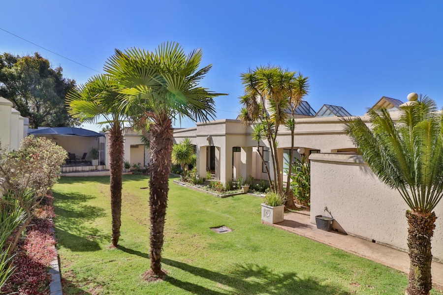 9 Bedroom Property for Sale in Rangeview Gauteng