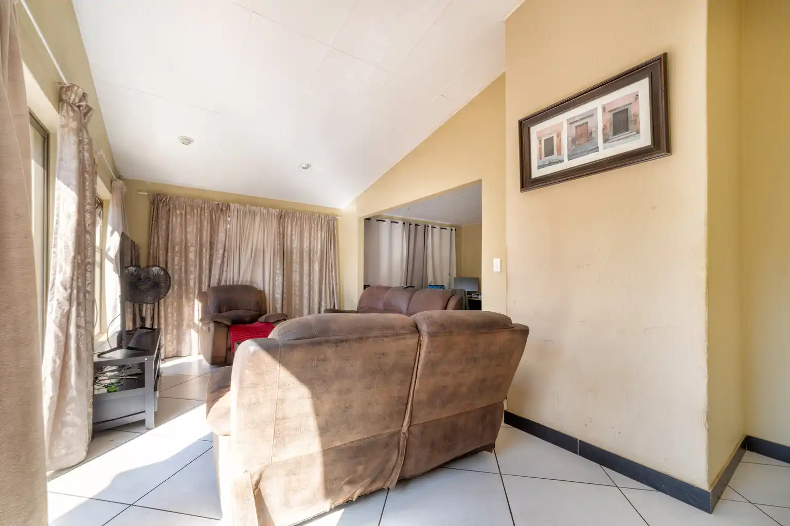 9 Bedroom Property for Sale in Rangeview Gauteng