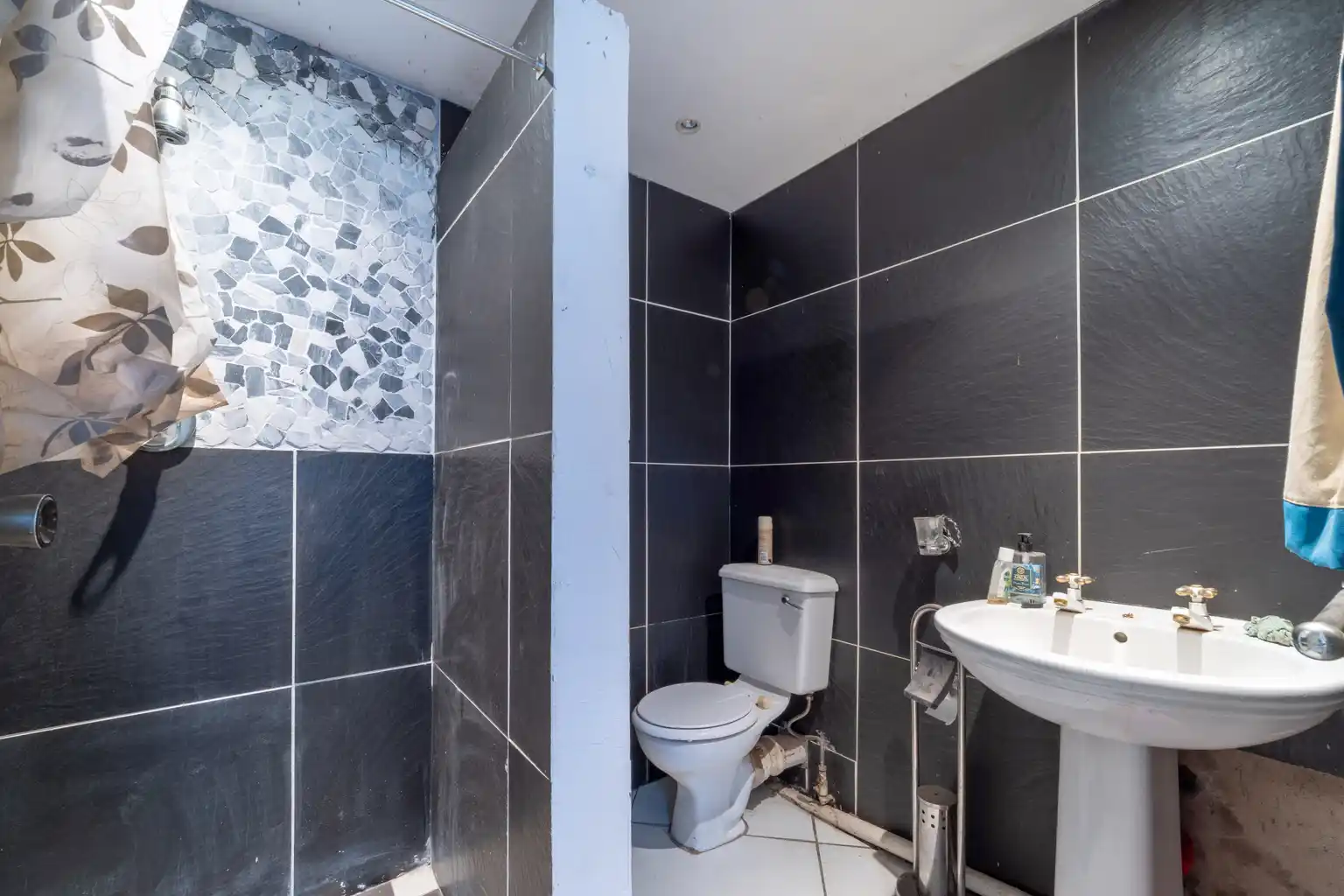 9 Bedroom Property for Sale in Rangeview Gauteng
