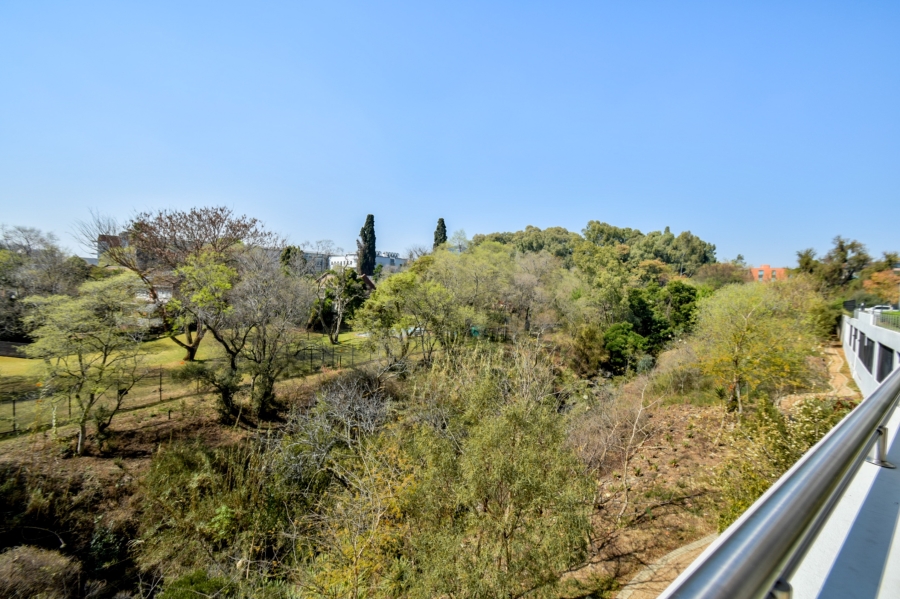 2 Bedroom Property for Sale in Menlyn Gauteng