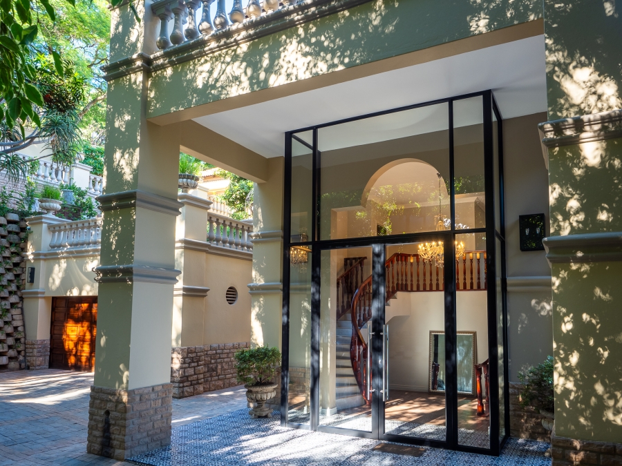 5 Bedroom Property for Sale in Waterkloof Gauteng