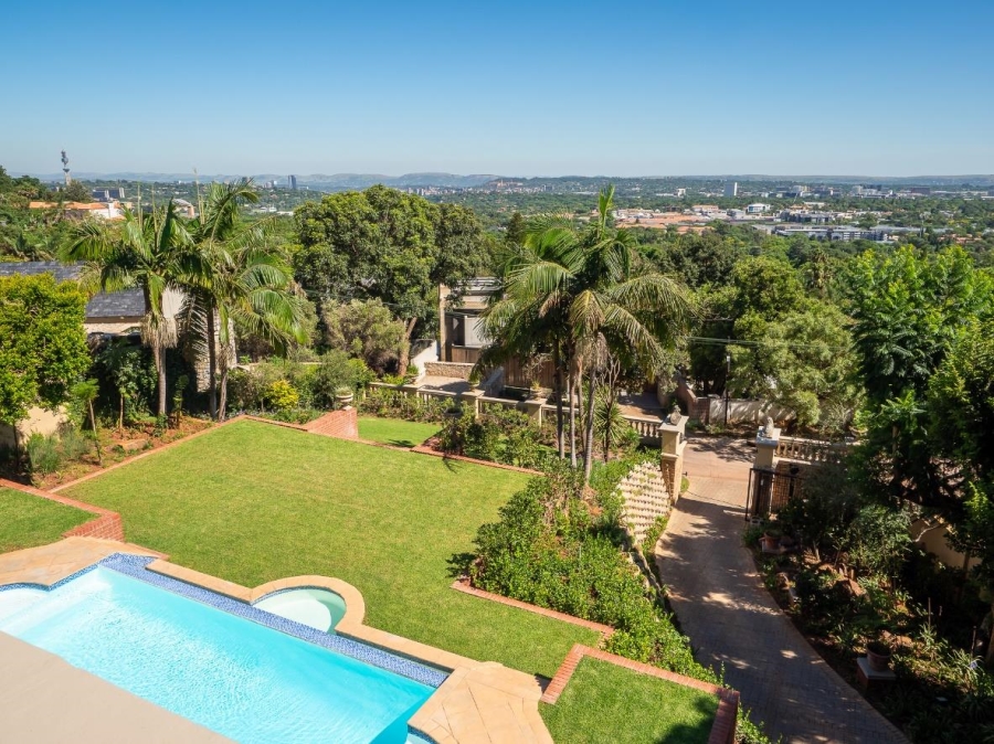 5 Bedroom Property for Sale in Waterkloof Gauteng
