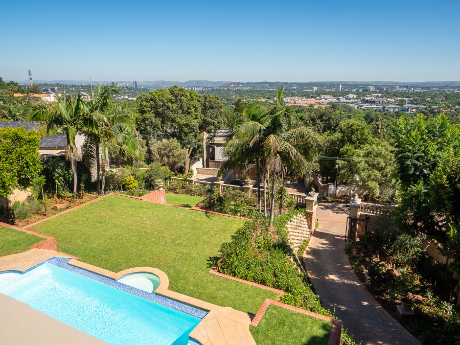 5 Bedroom Property for Sale in Waterkloof Gauteng