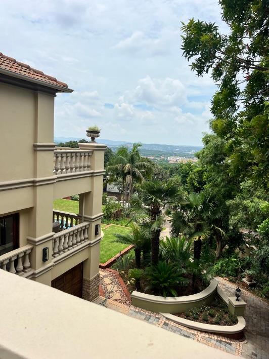 5 Bedroom Property for Sale in Waterkloof Gauteng