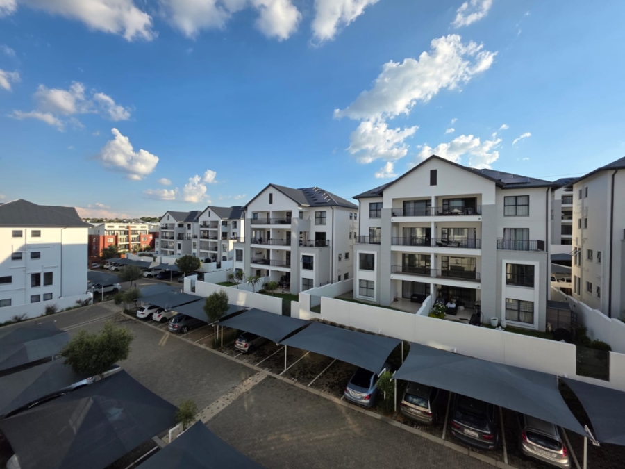 1 Bedroom Property for Sale in Greenstone Hill Gauteng